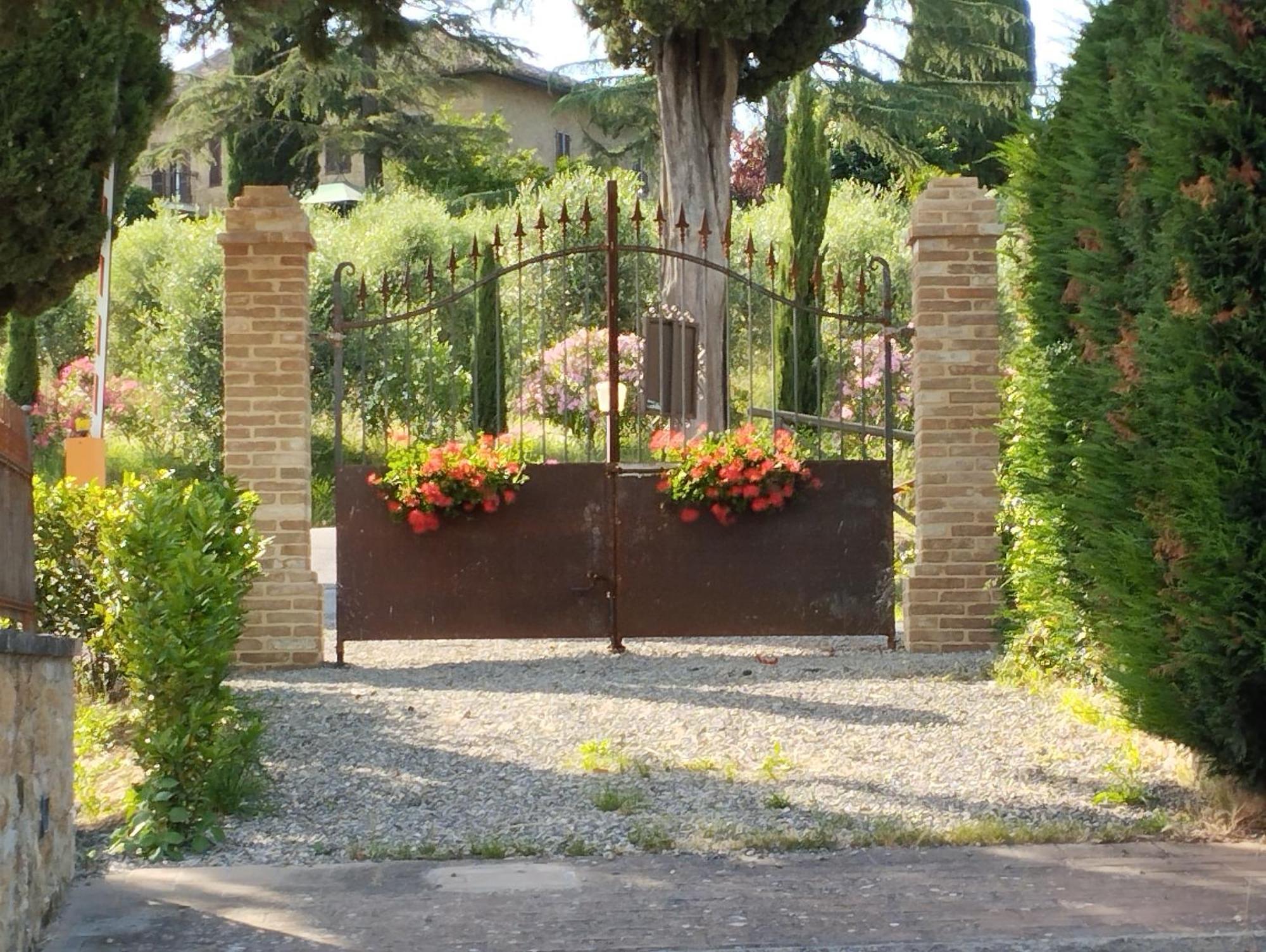 Rocca Degli Olivi Bed & Breakfast San Gimignano Dış mekan fotoğraf